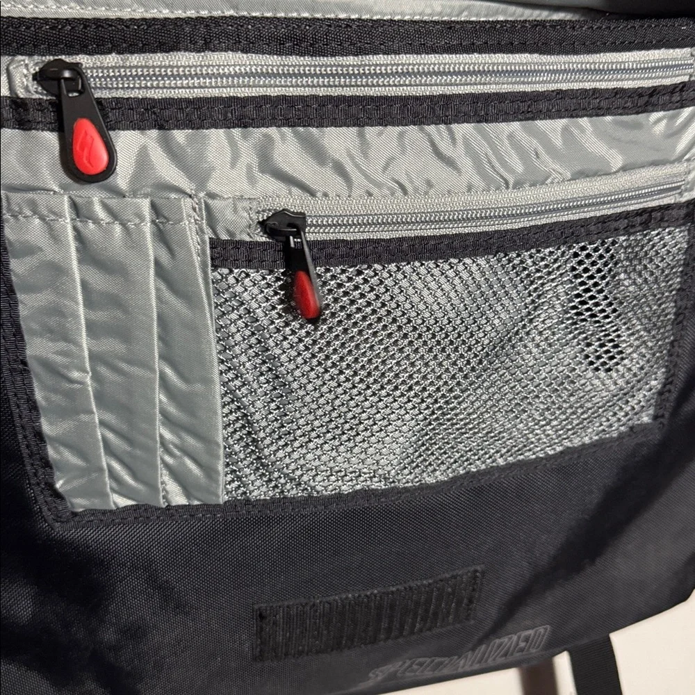 Vintage Specialized Black crossbody messenger laptop bag
